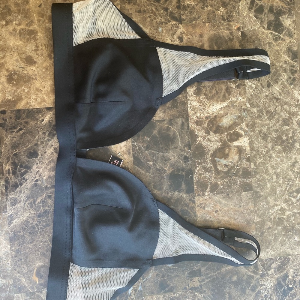 Mesh panel bralette